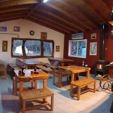 Camping Rio De Las Vueltas El Chaltén Extérieur photo