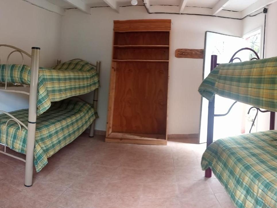 Camping Rio De Las Vueltas El Chaltén Chambre photo