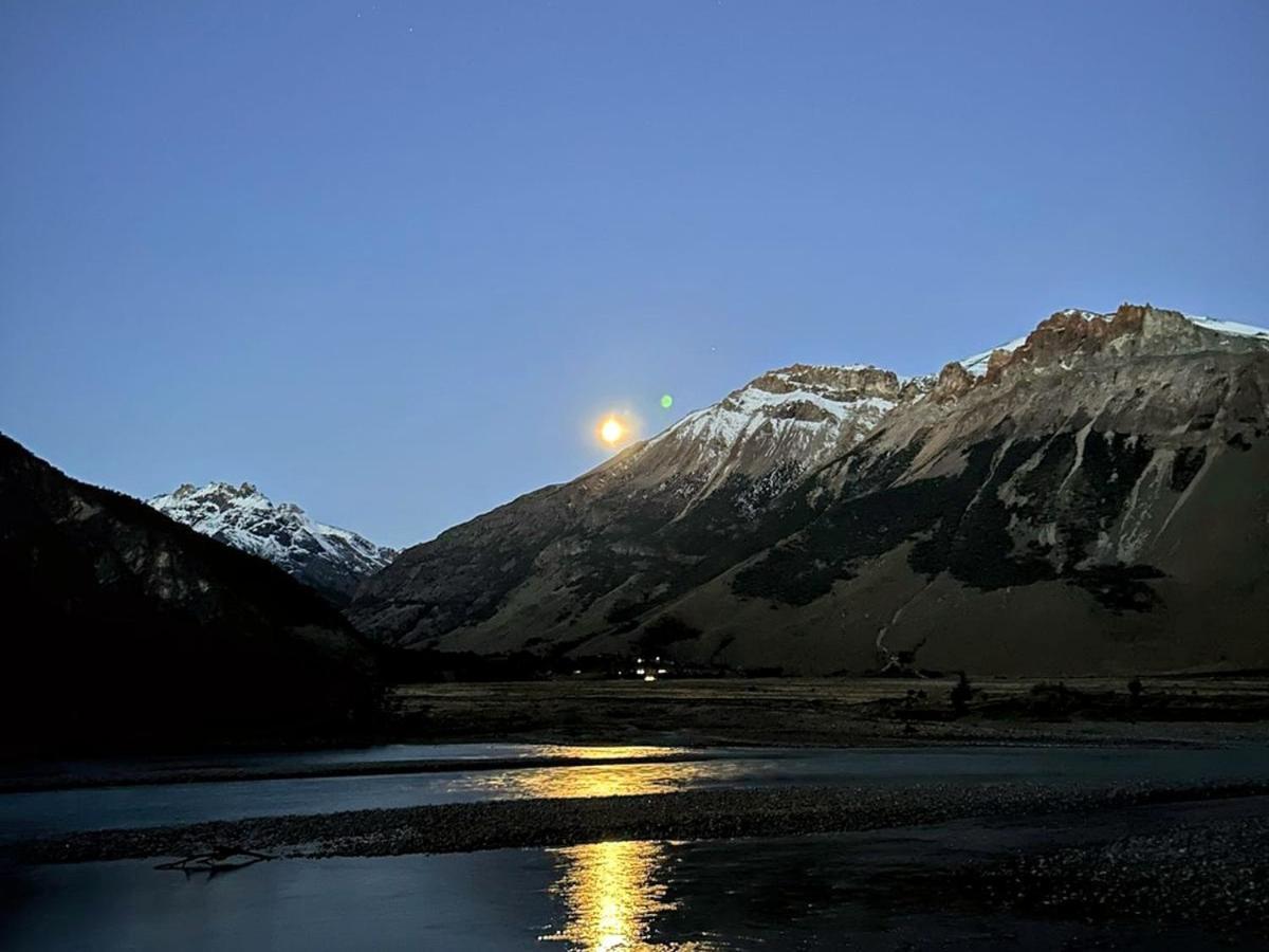 Camping Rio De Las Vueltas El Chaltén Extérieur photo