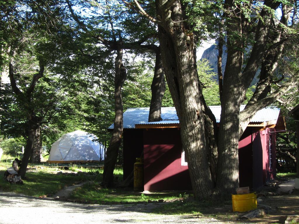 Camping Rio De Las Vueltas El Chaltén Extérieur photo